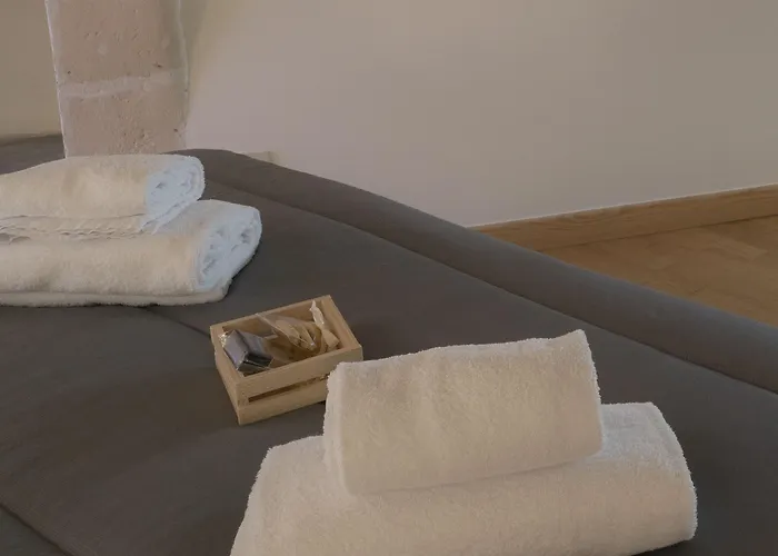 Guest house Centometri 3*