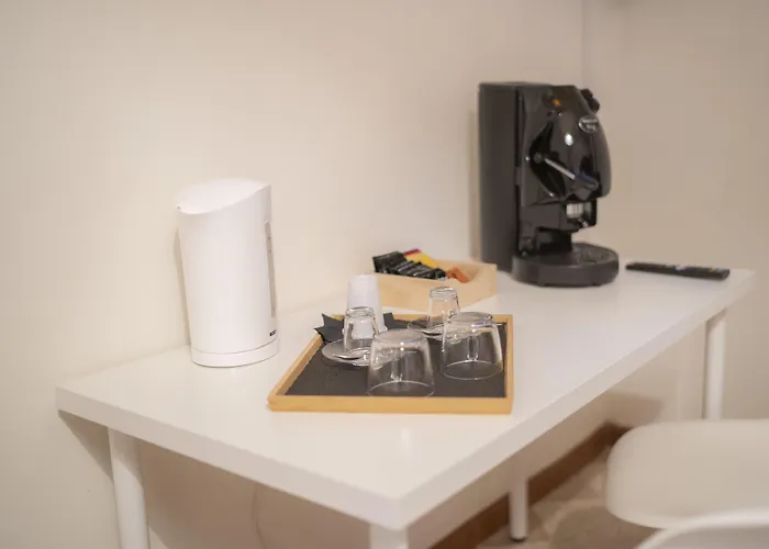 Guest house Centometri 3*